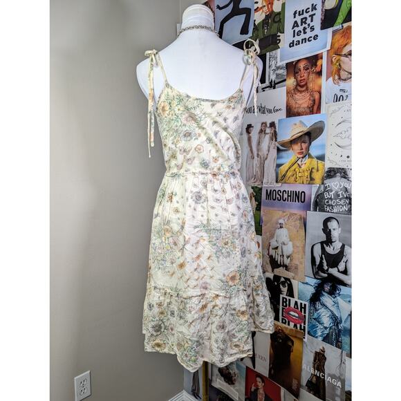 Floral Kimchi + Blue Sun Dress - Picture 5 of 7